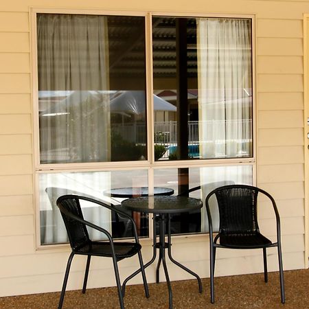 Pittsworth Motor Inn エクステリア 写真