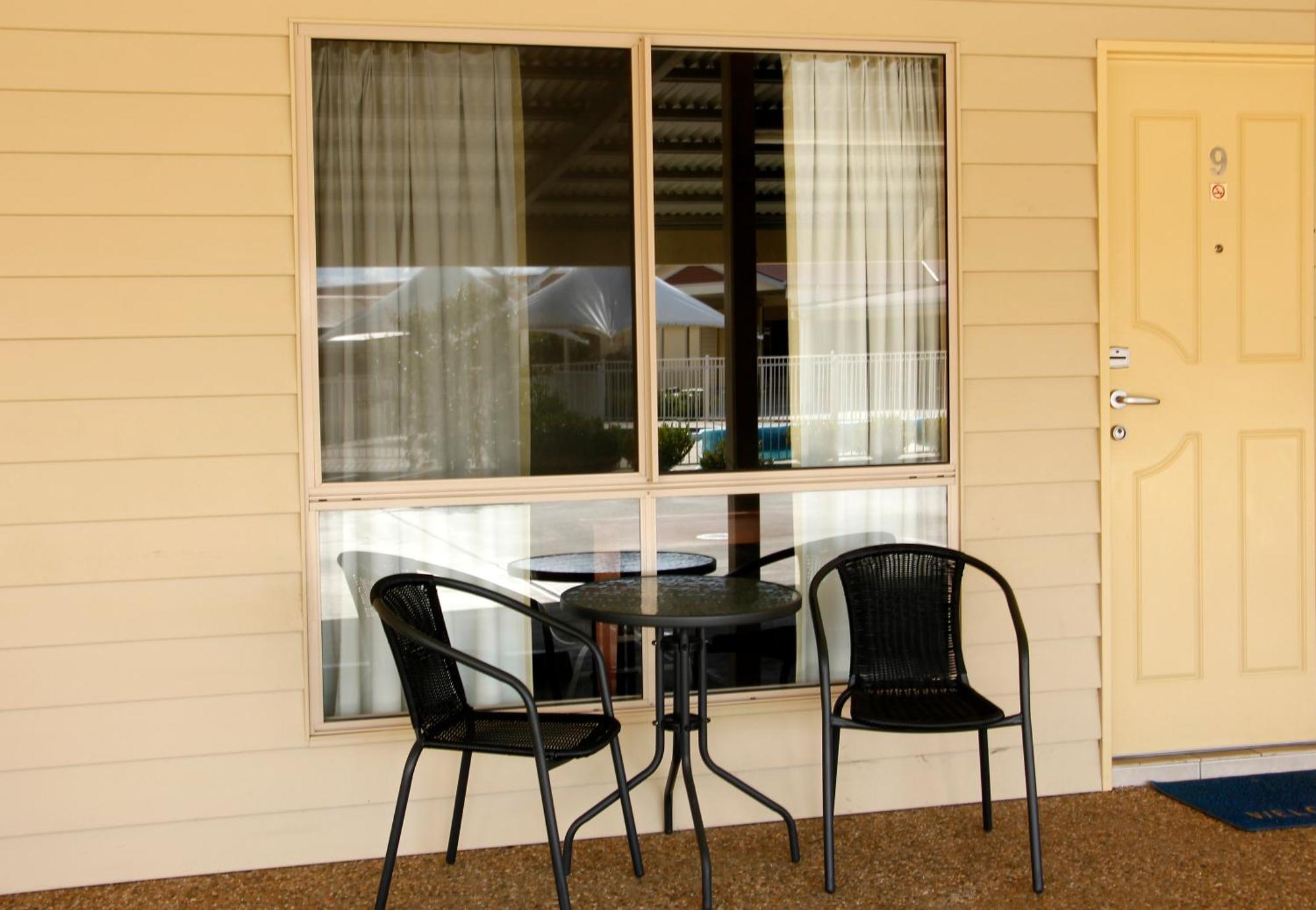 Pittsworth Motor Inn エクステリア 写真