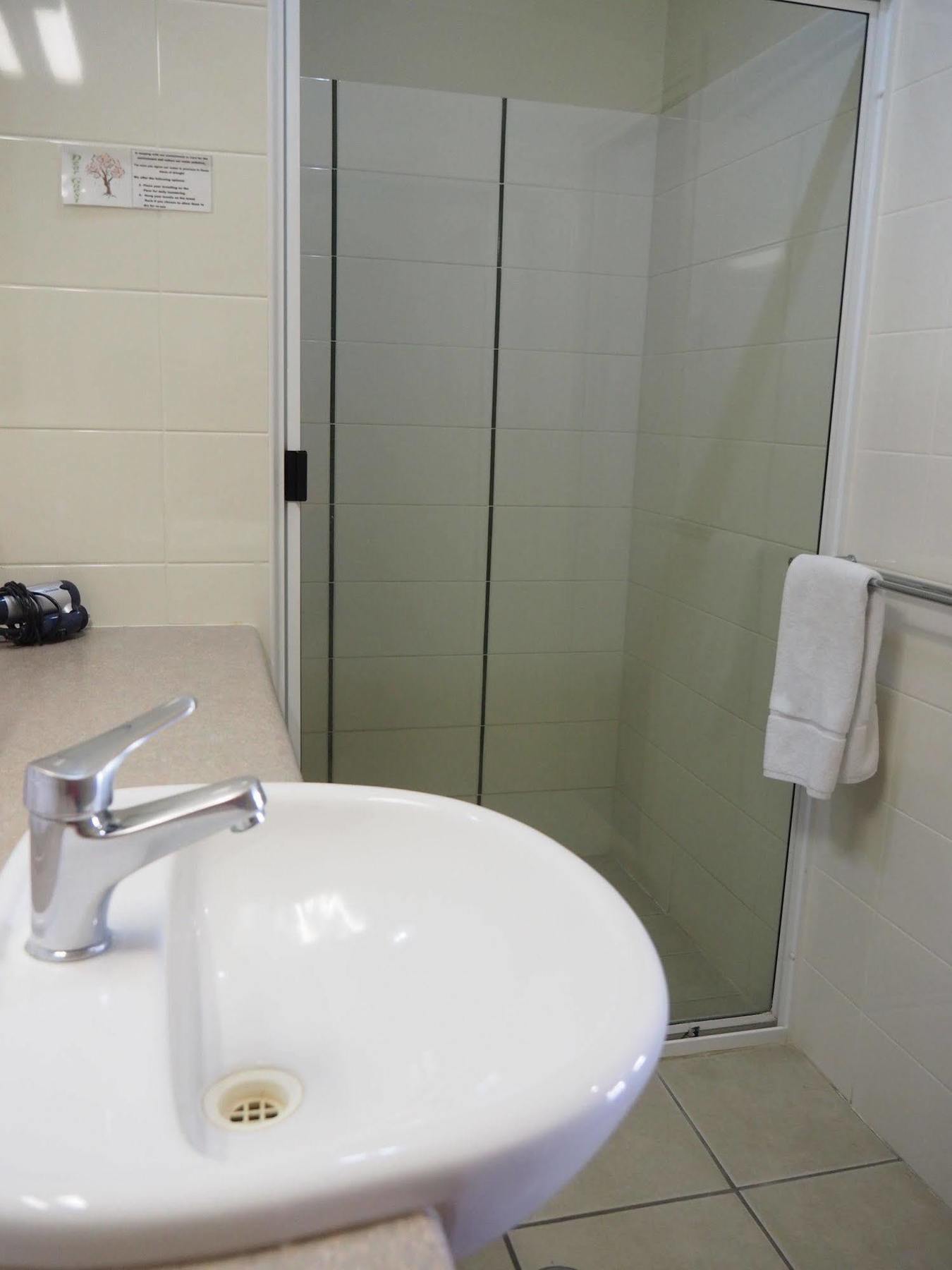 Pittsworth Motor Inn エクステリア 写真