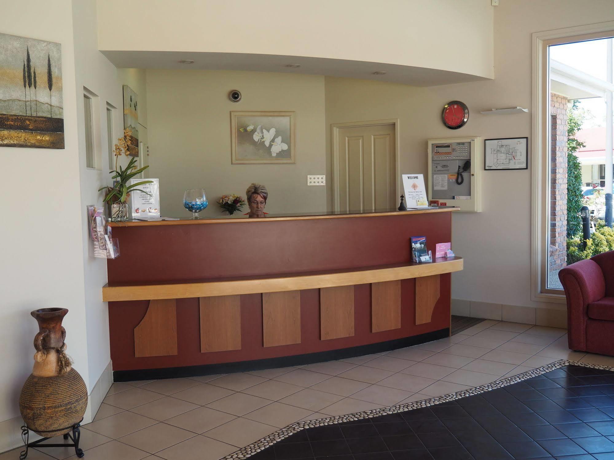 Pittsworth Motor Inn エクステリア 写真