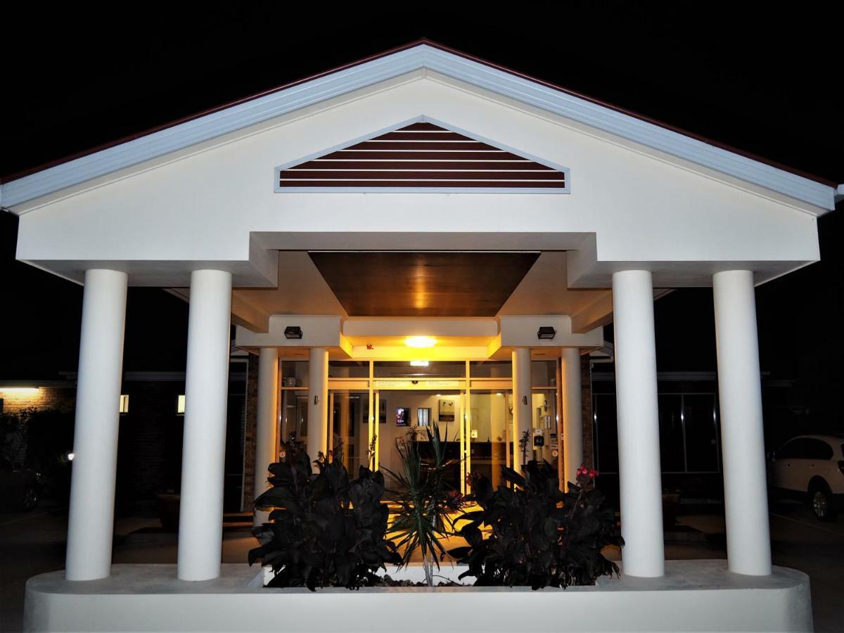 Pittsworth Motor Inn エクステリア 写真