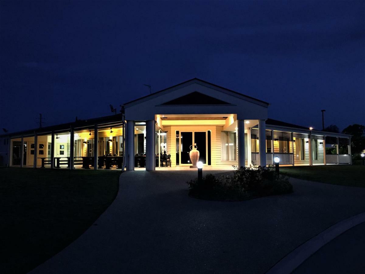 Pittsworth Motor Inn エクステリア 写真